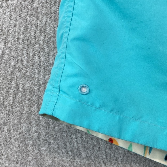 Chubbies gym swim unlined mens shorts L reversible USA pull on quick dry parrots - Picture 11 of 11